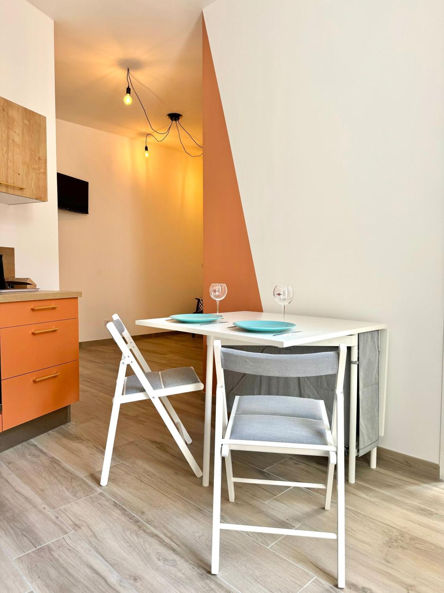 Appartement Secteur Gare Et Place De La Comedie, Wifi & Climatisation Montpellier Exterior foto